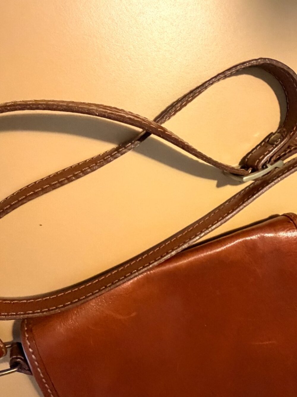 Vintage Italian Leather "Vera Pelle" Crossbody Saddle Bag - Picture 11 of 11